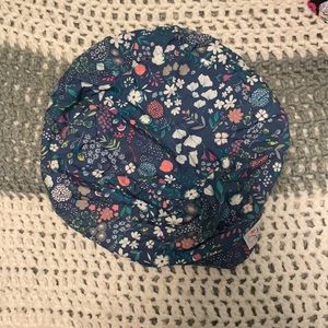 Euro style scrub cap